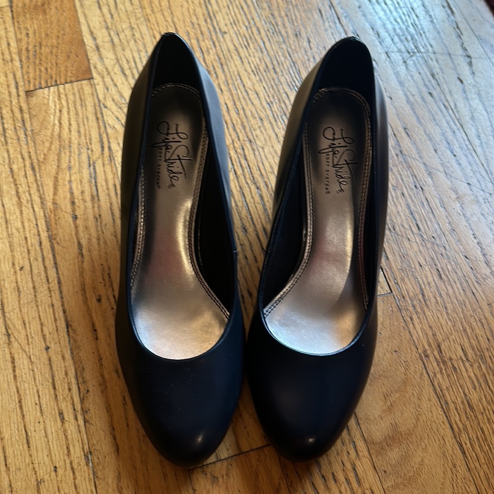 Navy pumps - Picture 3 of 5